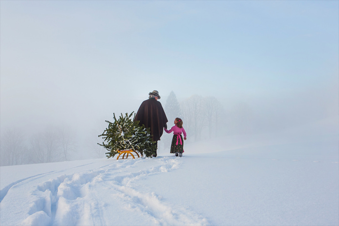 Von Kramperln und versenkten Christbäumen: Acht winterliche Traditionen, die wir Österreicher besonders gerne haben