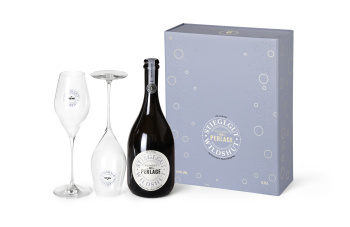 Geschenkverpackung mit Flasche